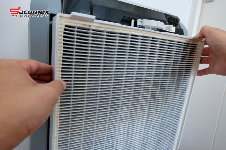 Hướng dẫn cách vệ sinh máy lọc không khí Sharp