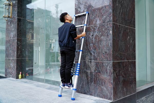 Công dụng của Thang Nhôm Rút Gọn Đơn Advindeq ADT212B
