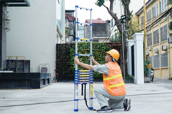 Công dụng của Thang Nhôm Rút Gọn Đơn Advindeq ADT212B