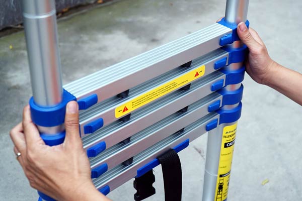 Ứng dụng của thang nhôm rút gọn đơn Advindeq ADT208B 2.6 mét