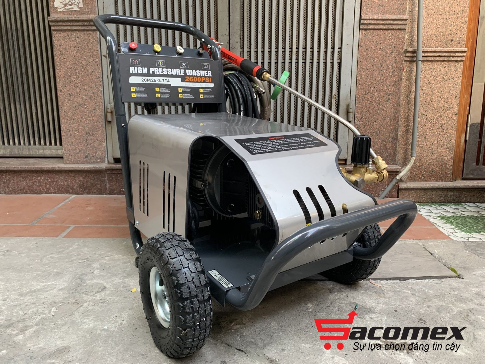 máy xịt rửa áp lực cao Lutian 2600PSI - 3,7kW