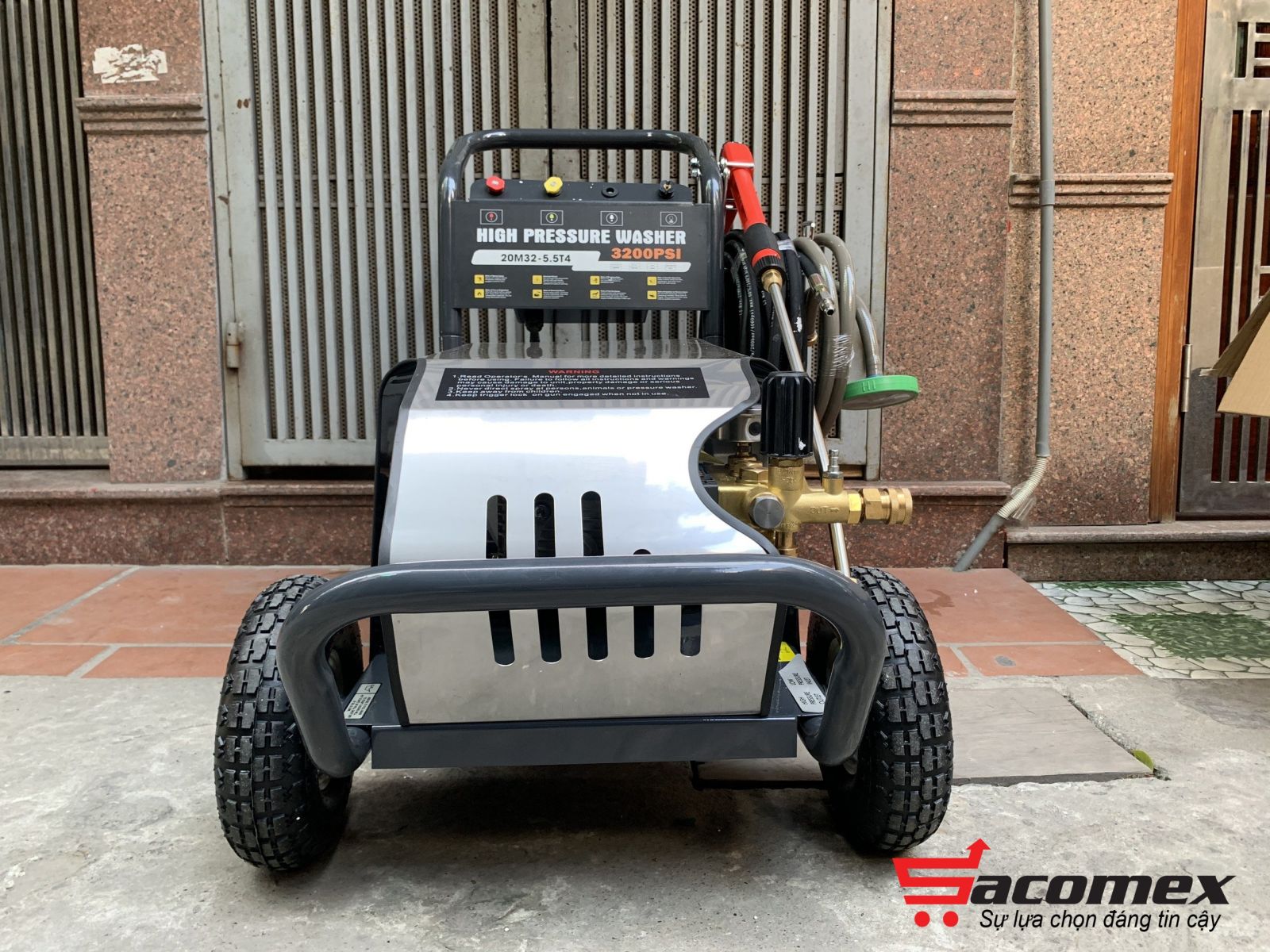  máy xịt rửa công nghiệp Lutian 3200PSI 