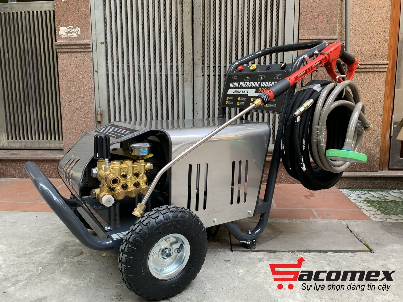 máy phun rửa áp lực cao Lutian 3200PSI 