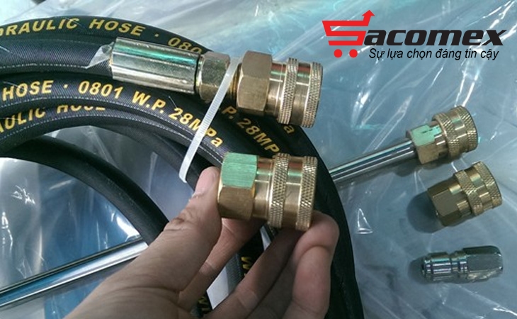 máy xịt rửa xe không lên nước