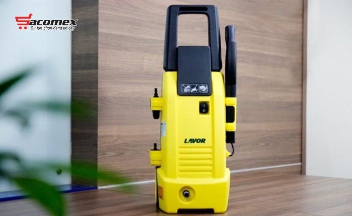 4 model máy bơm xịt rửa xe dành cho gia đình