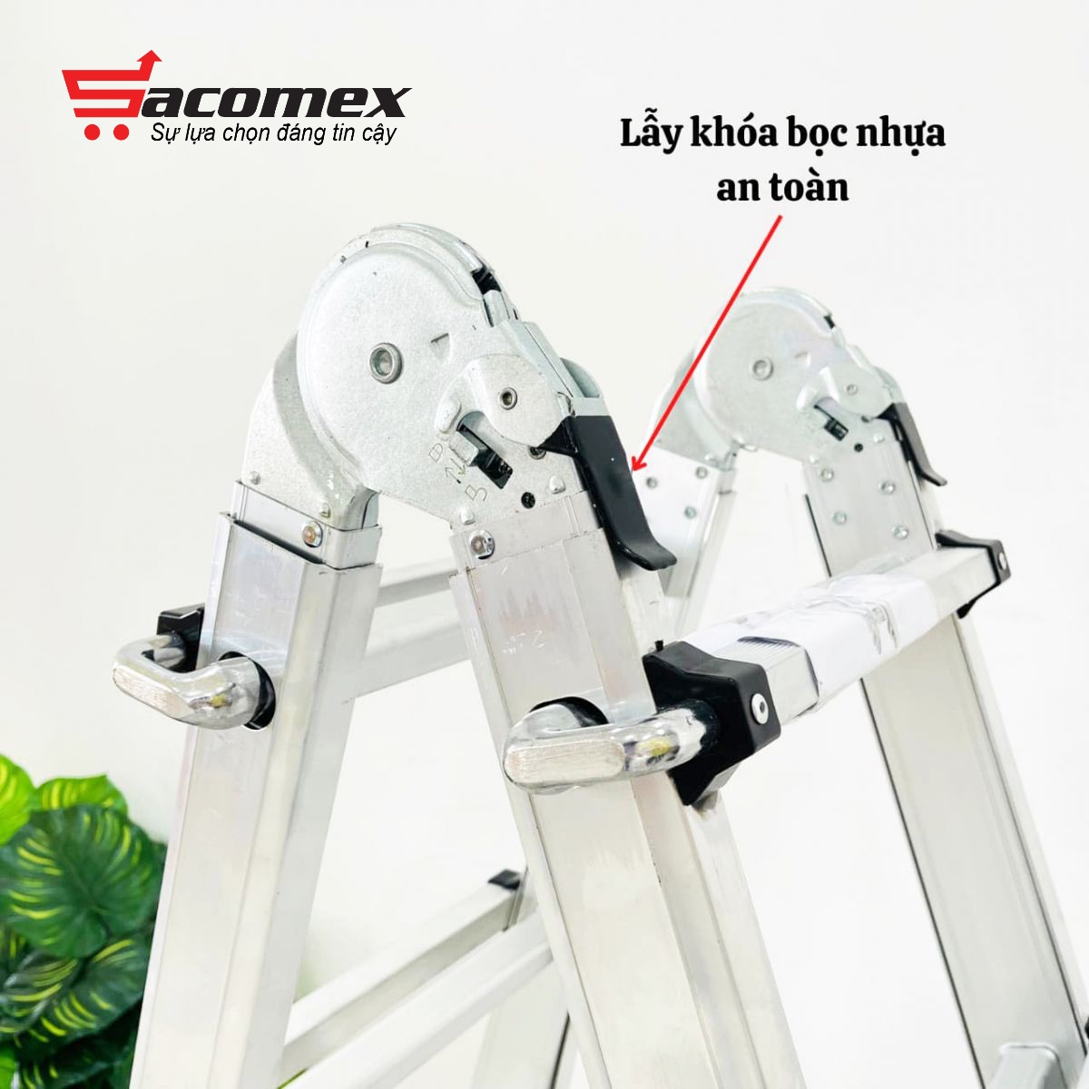 thang nhôm gấp rút chữ A Sumika SKM404
