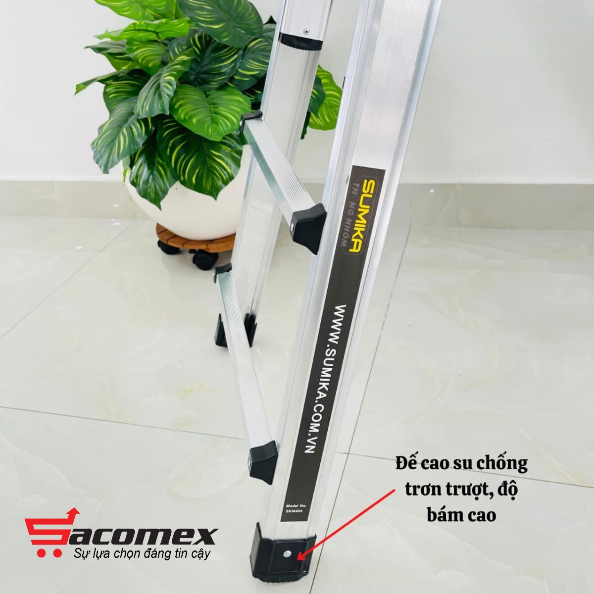 Chân đế được gắn cao su vững chắc