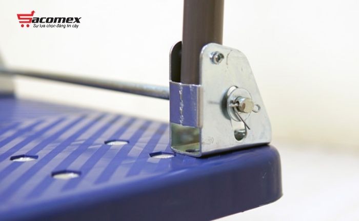Đặc điểm nổi bật của xe đẩy hàng sàn nhựa Fujihome PH200A